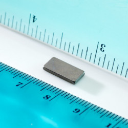 Magnes neodymowy – prostopadłościan 12x5,6x1,45 P 180 °C, VMM5UH-N35UH