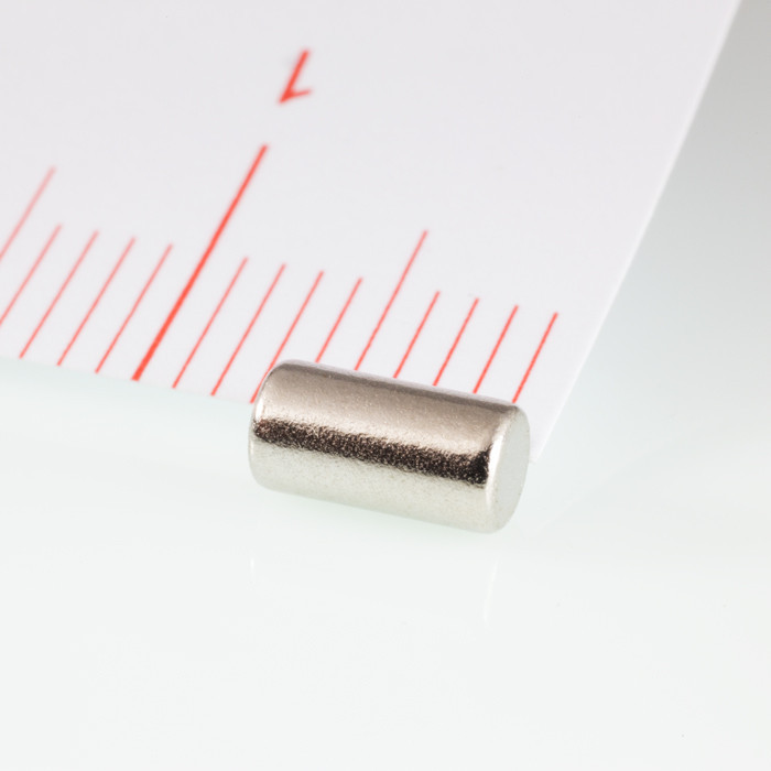 Magnes neodymowy – walec śr.3,1x6 N 80 °C, VMM4-N30